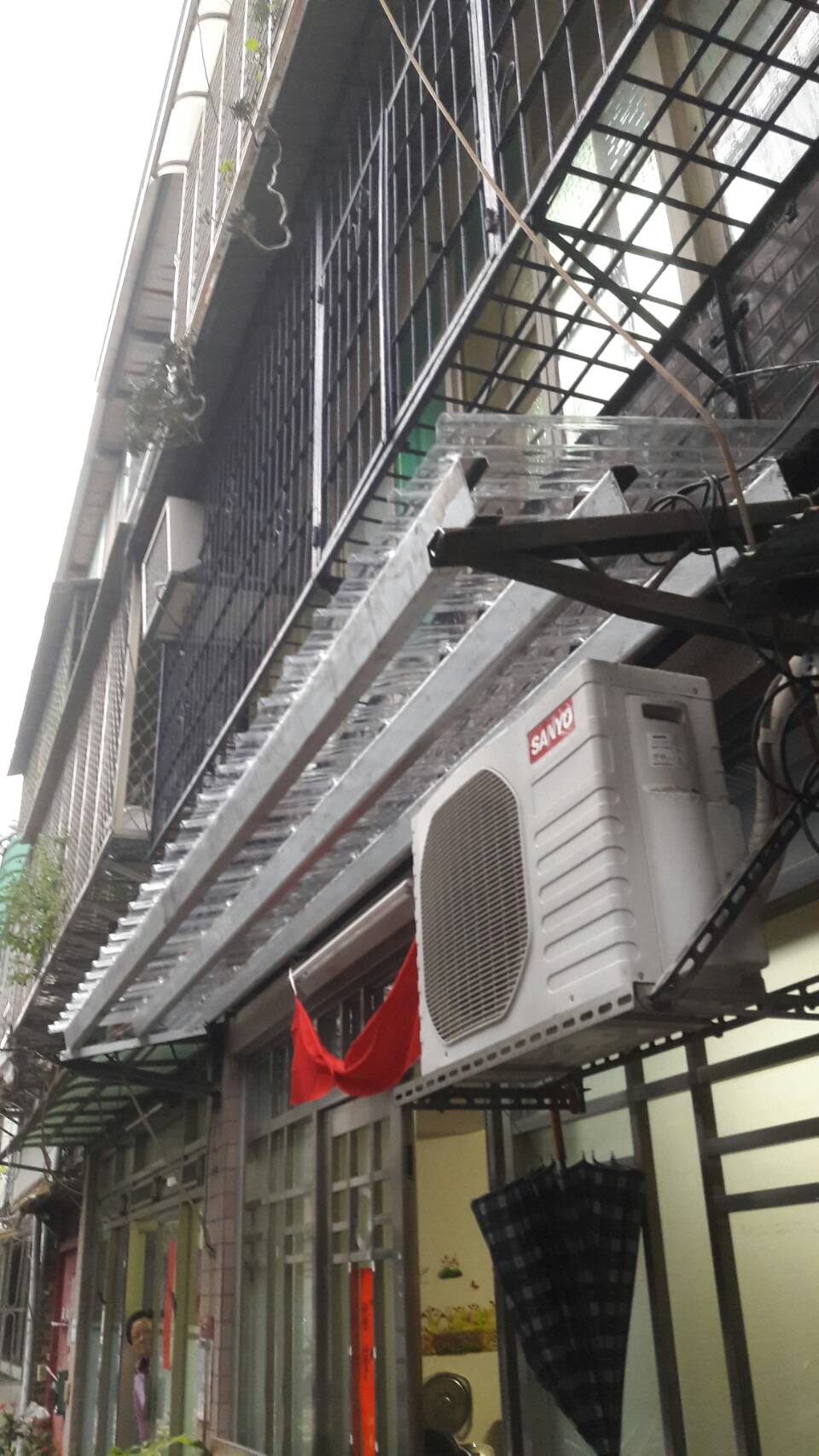 士林民房採光罩汰換03