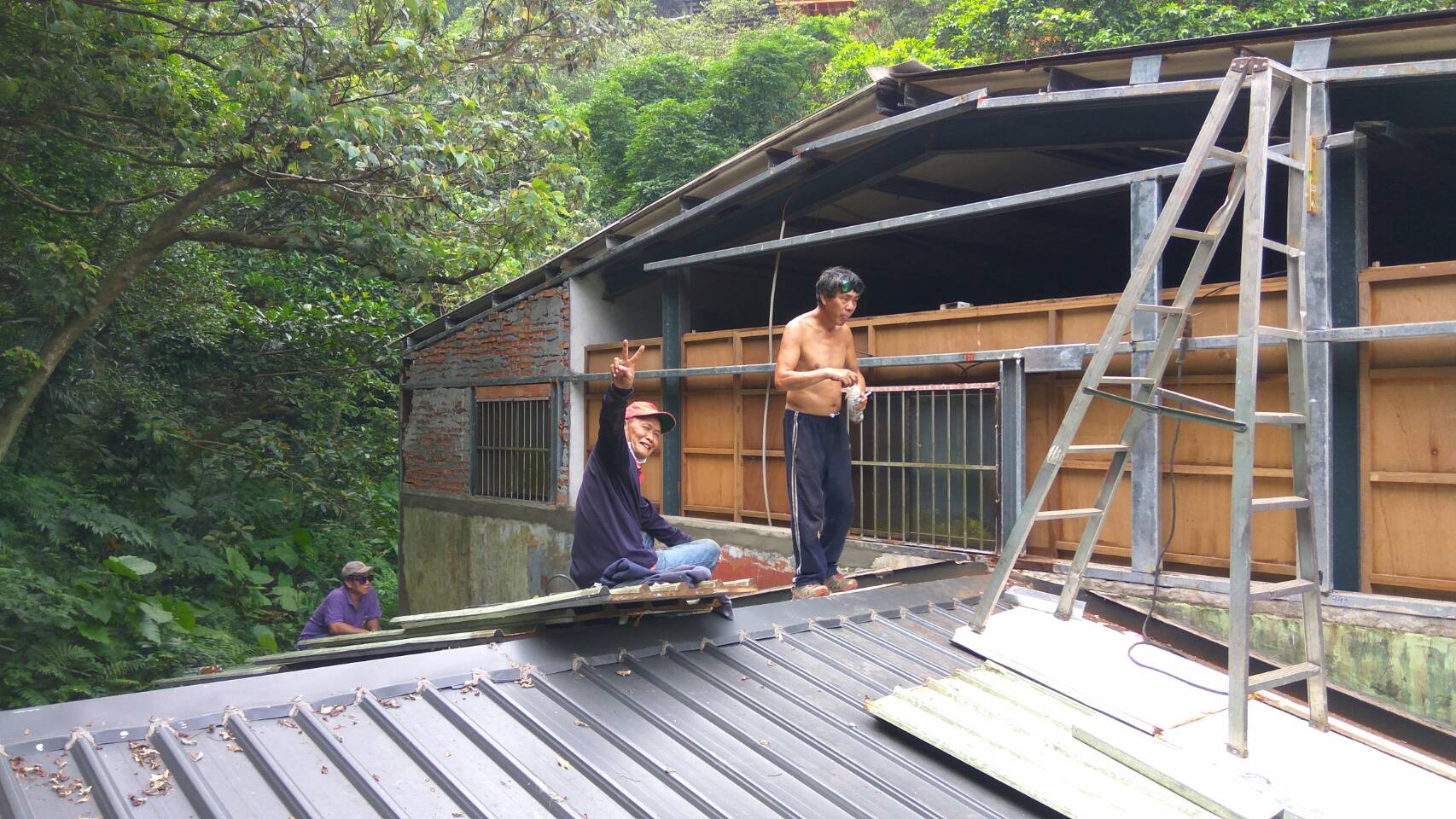 基隆民房鐵皮汰換01