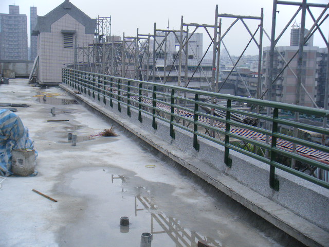 新莊國小案欄杆01