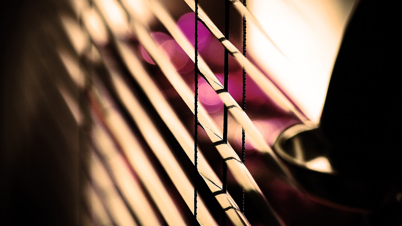 東洋裝潢材料行--窗簾，