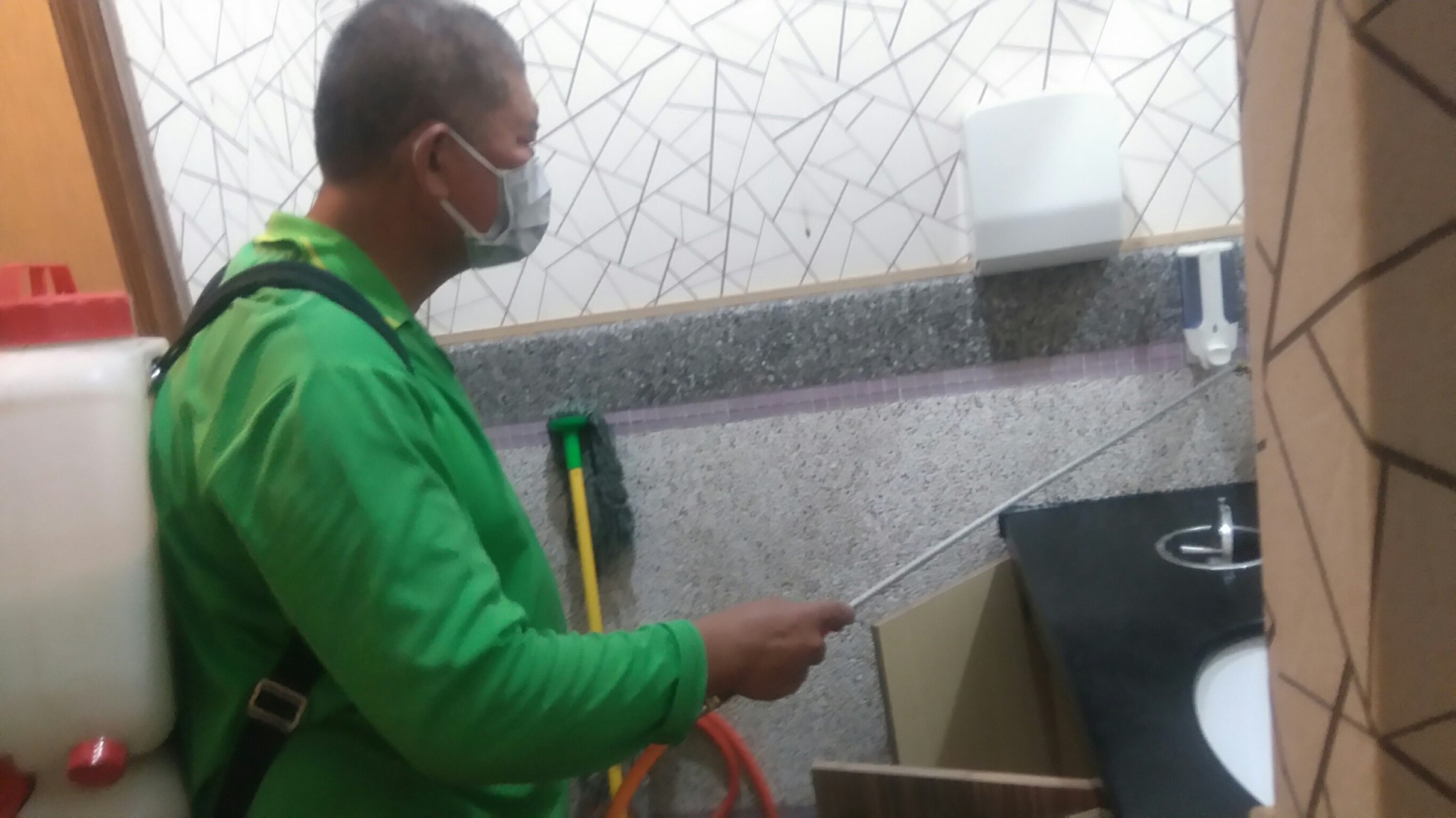 餐廳廚房除蟲消毒