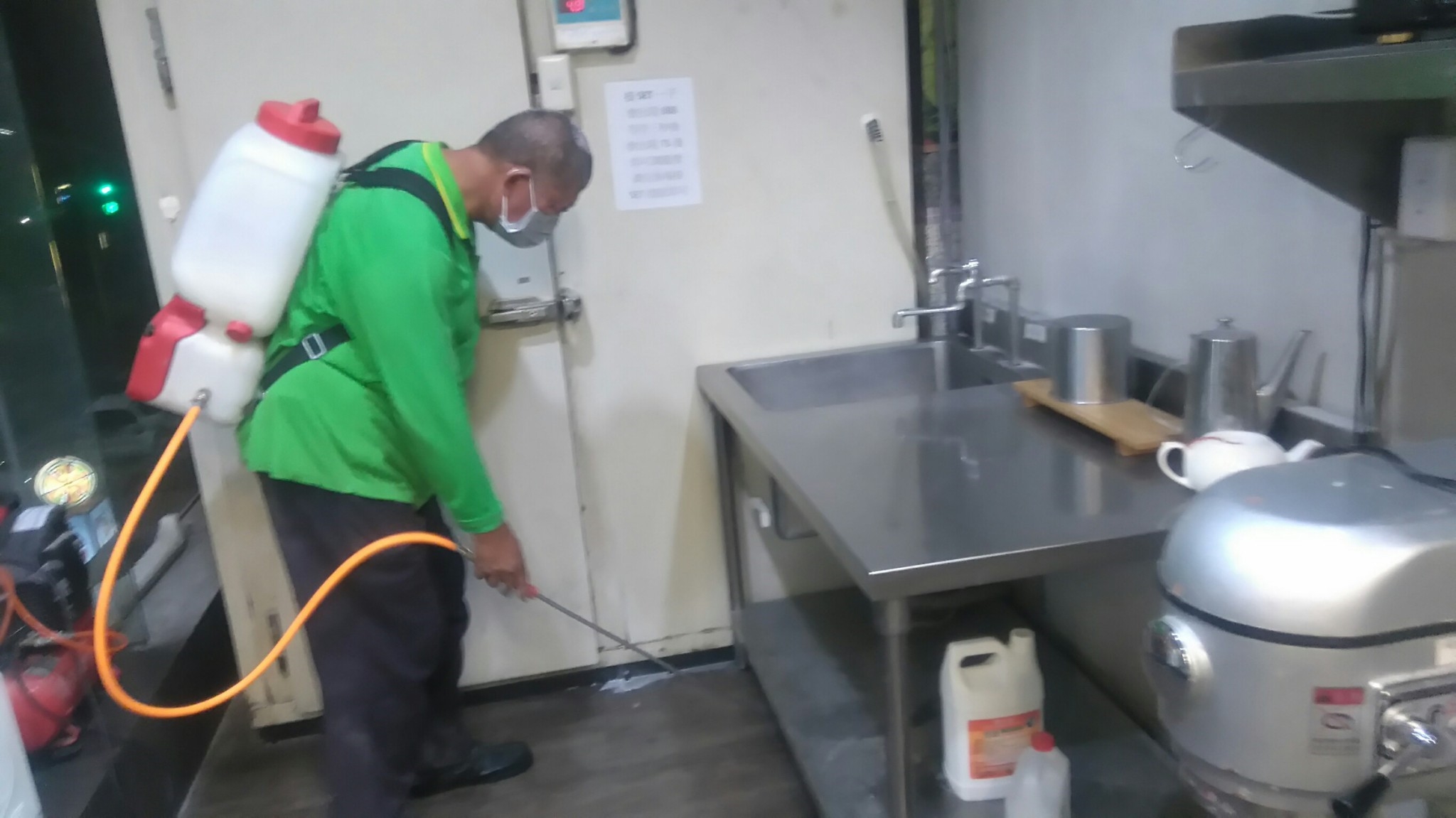餐廳廚房除蟲消毒