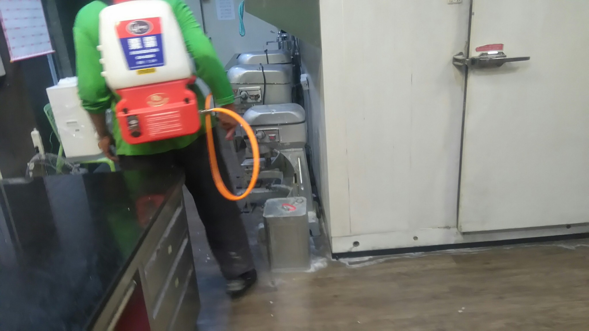 餐廳廚房除蟲消毒