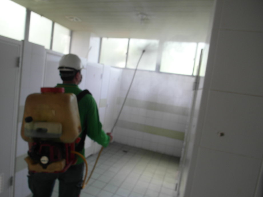 學校消毒除蟲