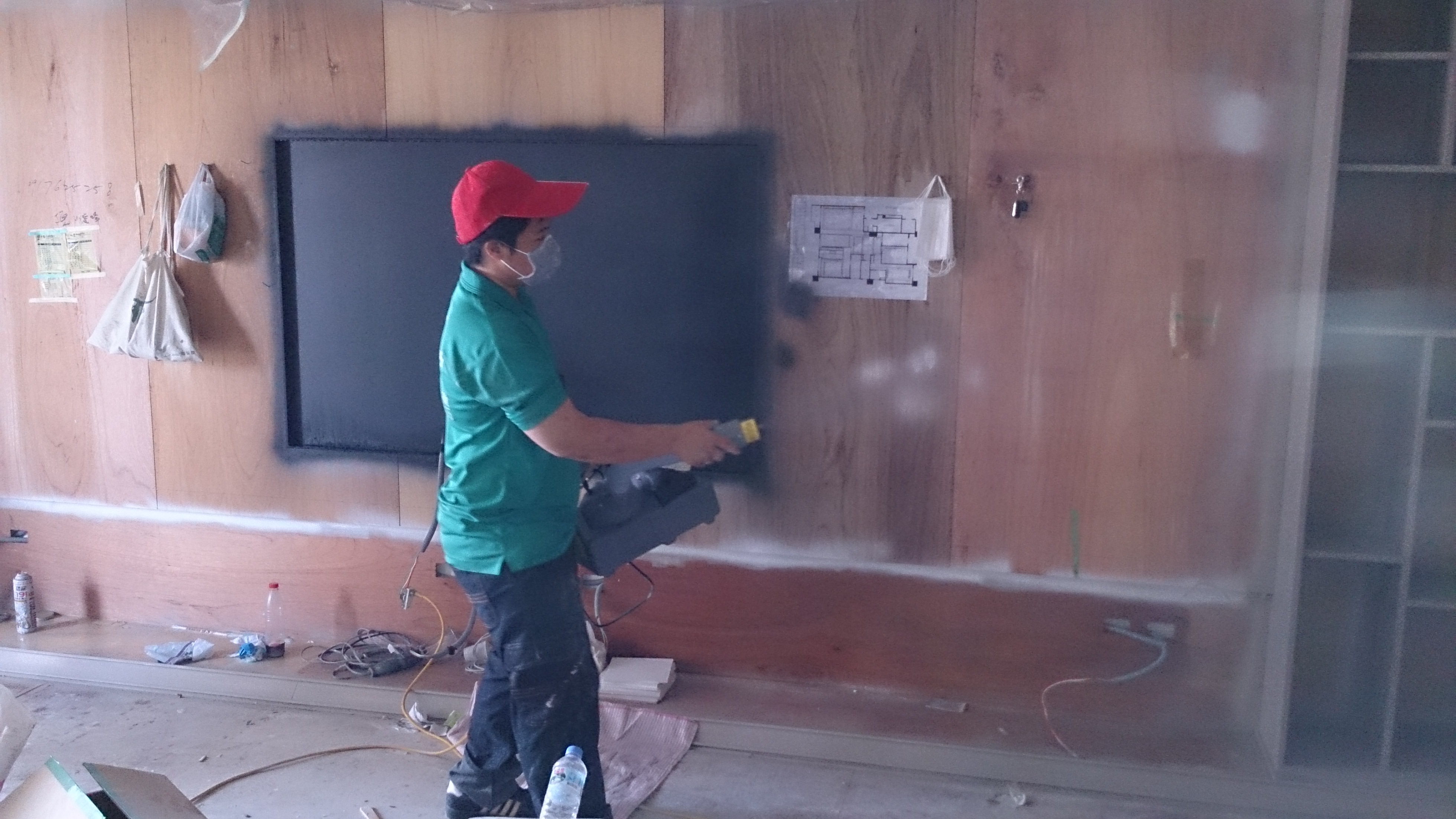 裝璜前工程消毒