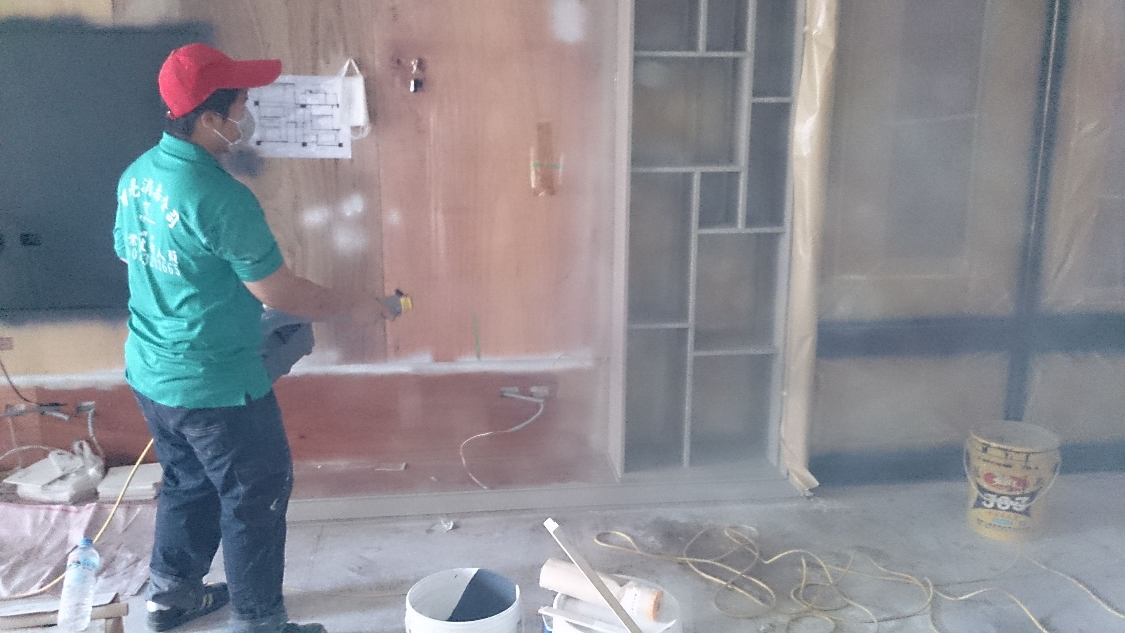 裝璜前工程消毒