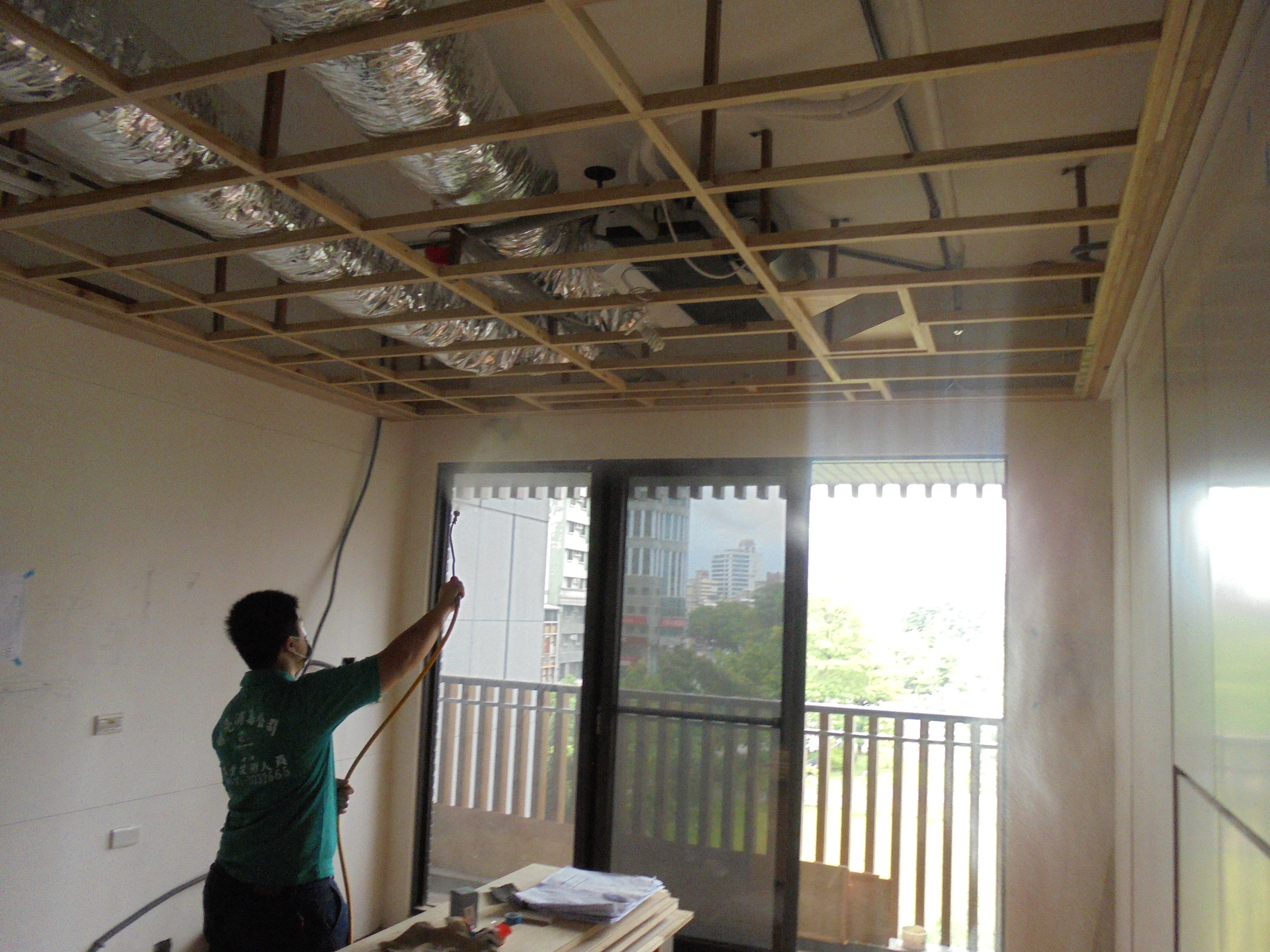 裝璜前工程消毒