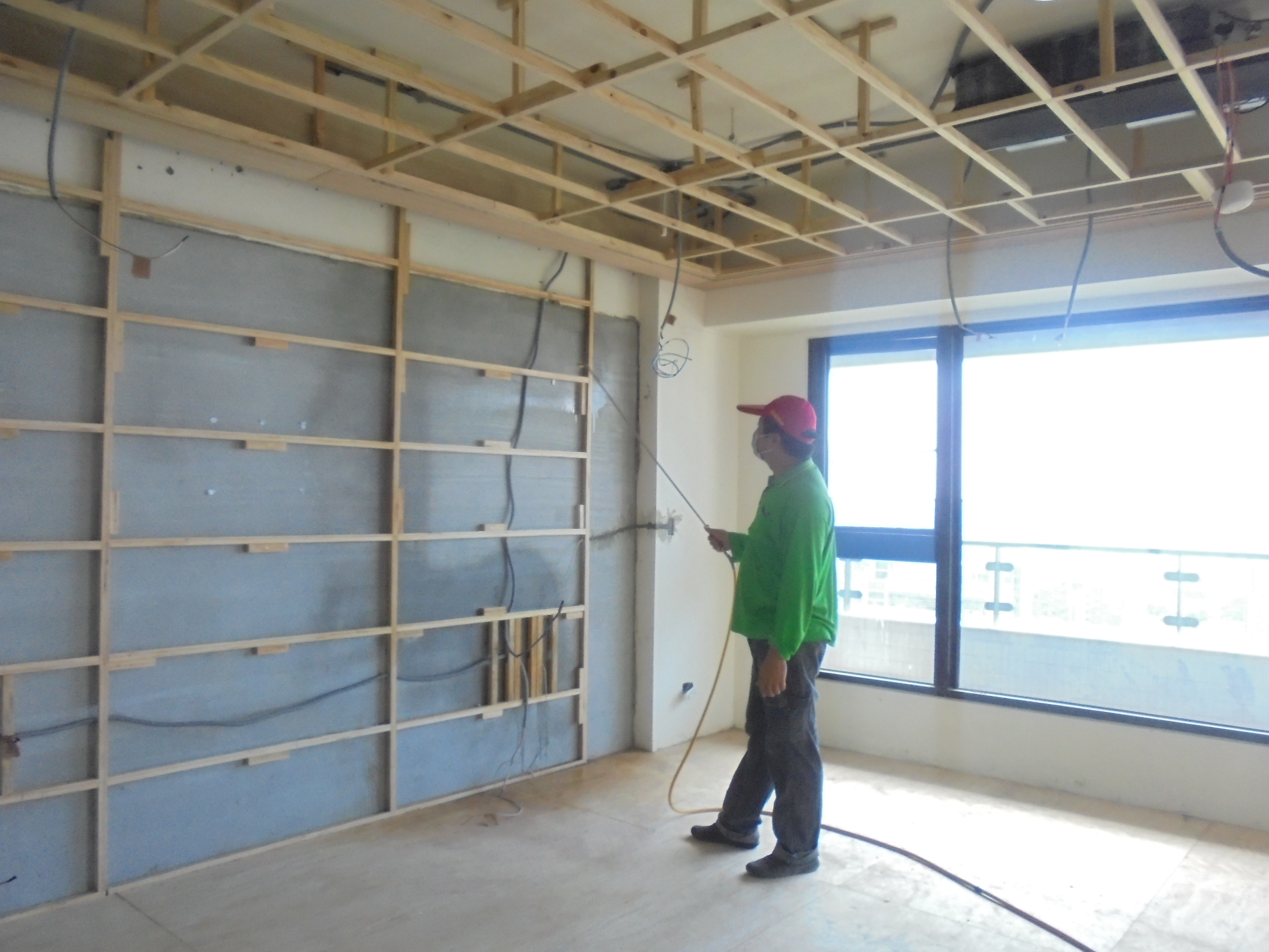 裝璜前工程消毒