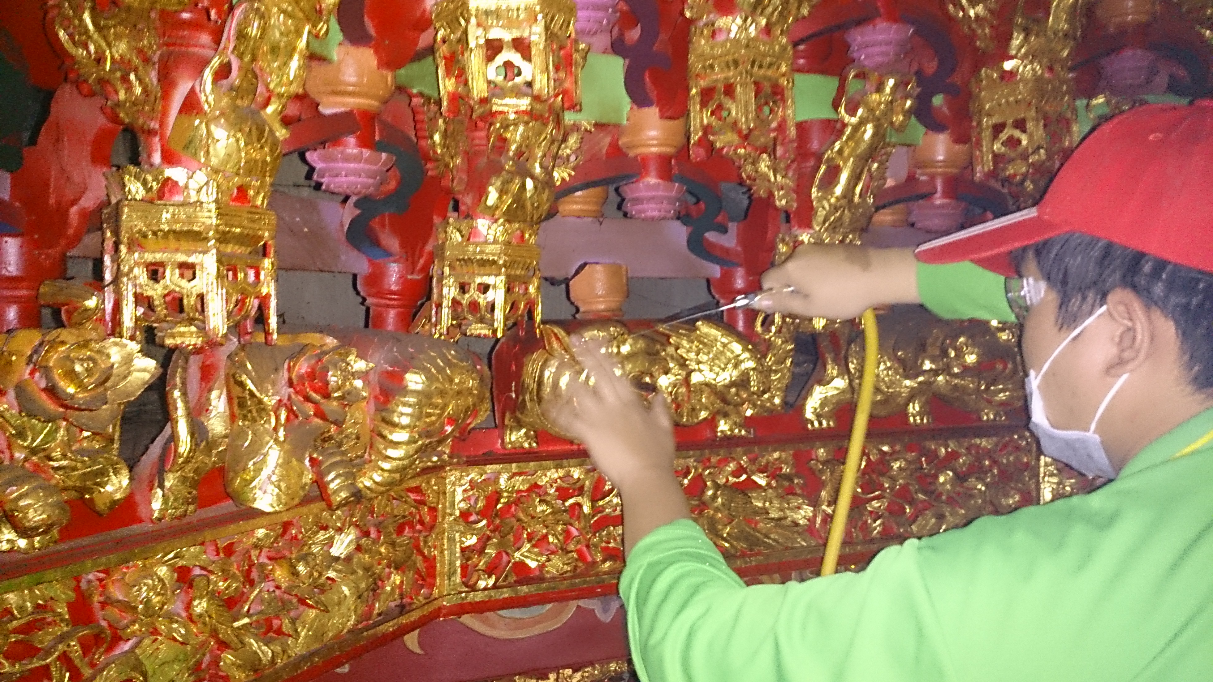 廟宇古蹟除粉蠹蟲JPG