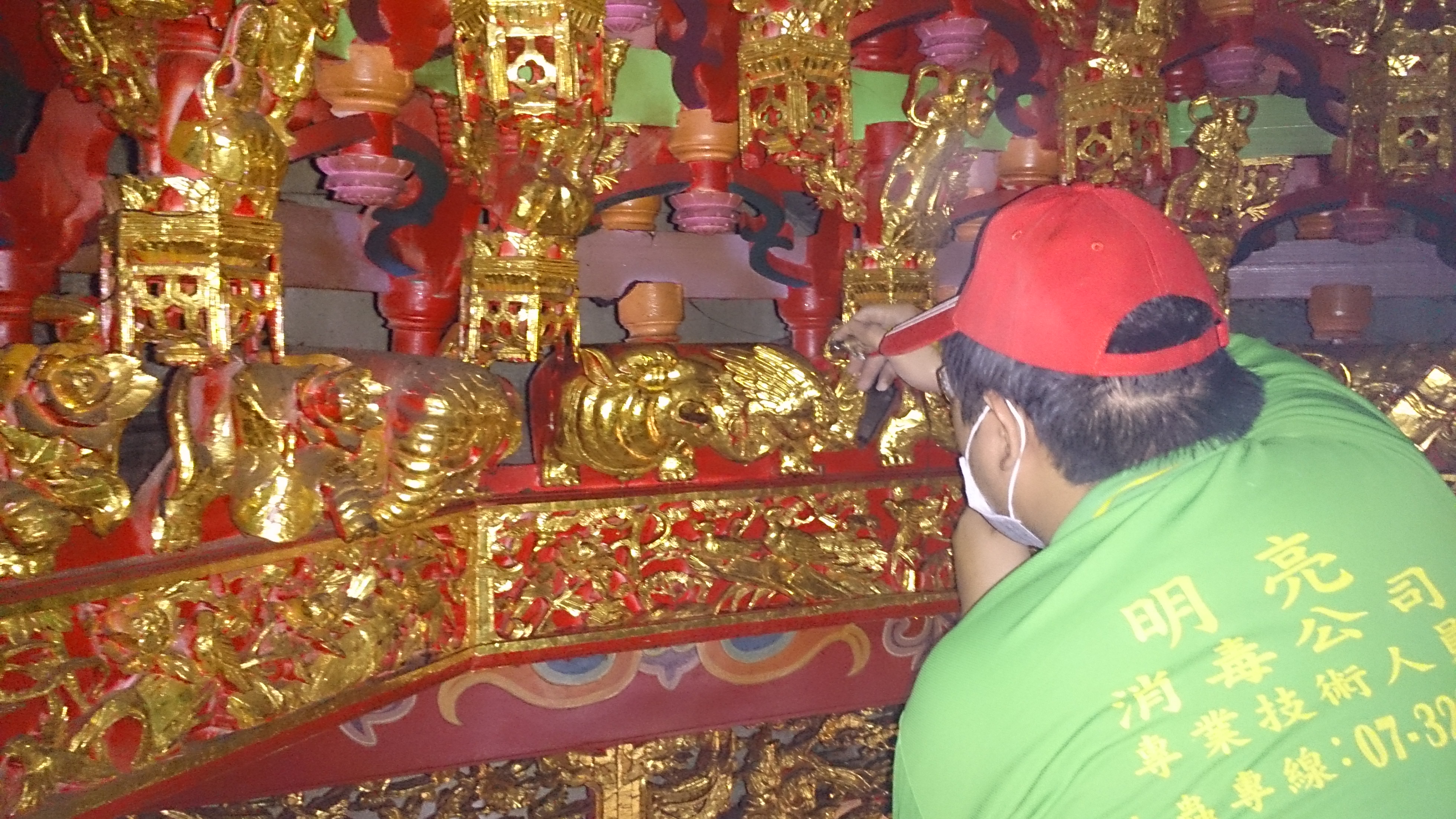 廟宇古蹟除粉蠹蟲JPG