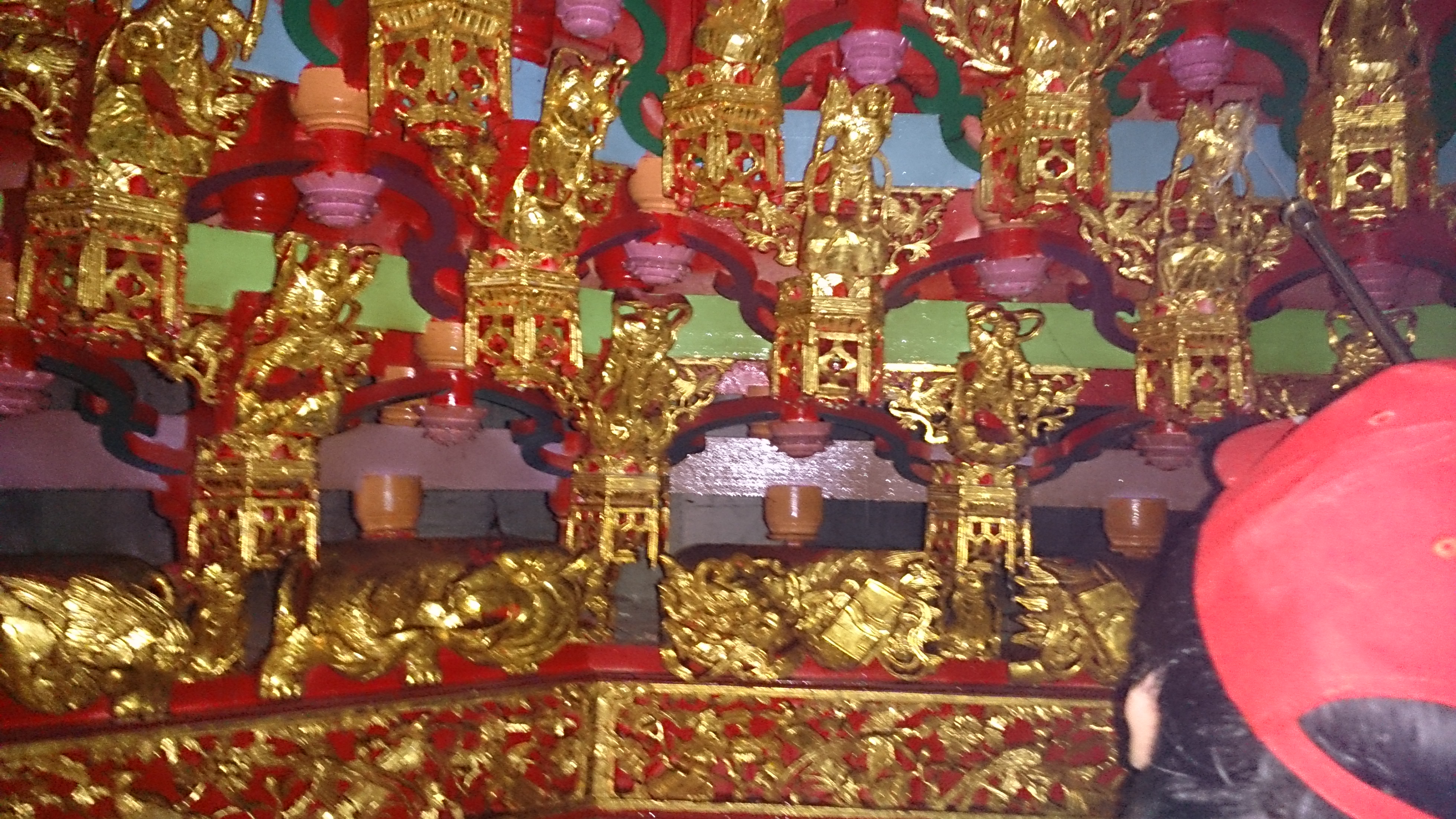 廟宇古蹟除粉蠹蟲JPG