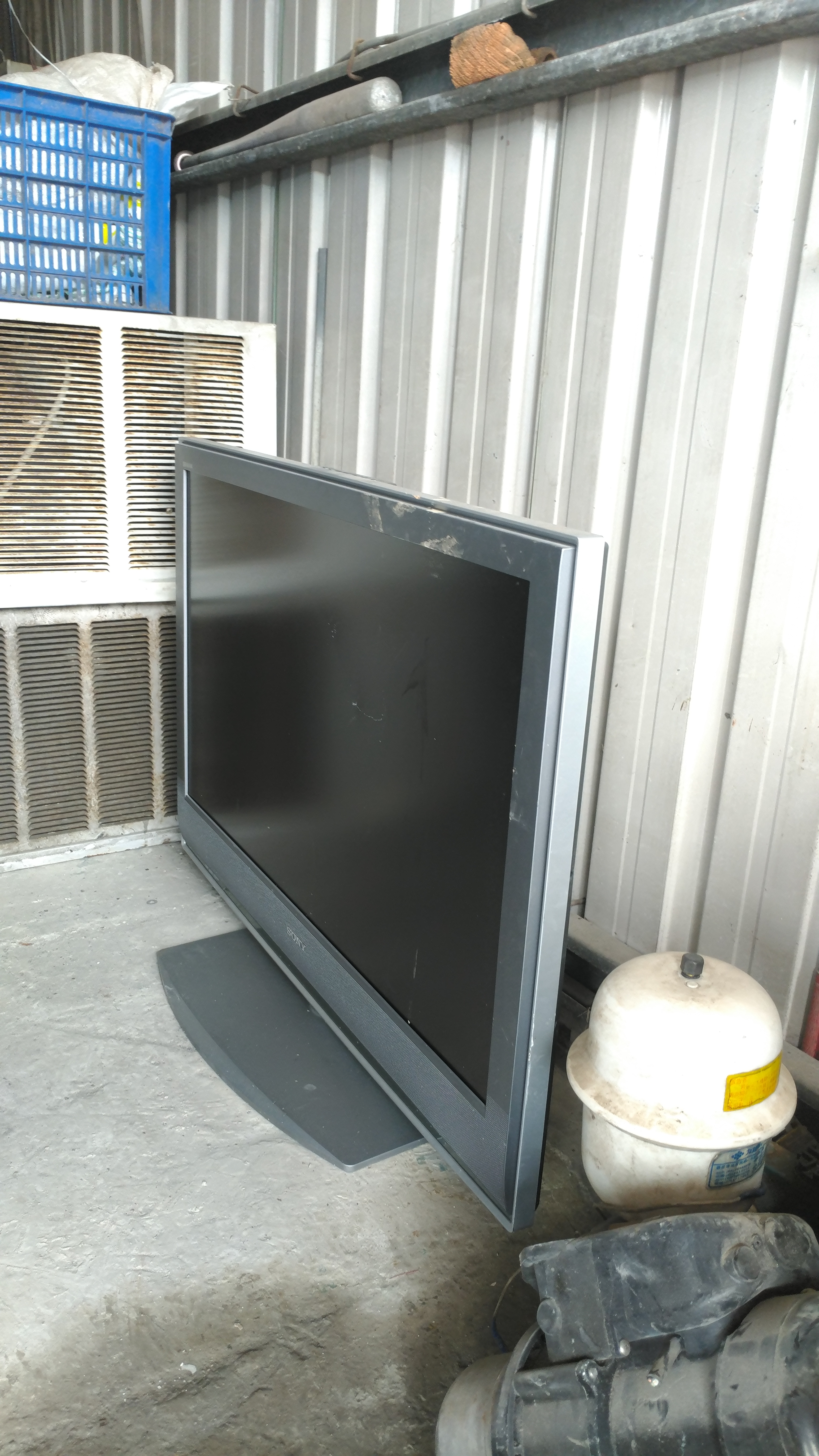 廢冷氣回收-酬勤回收場