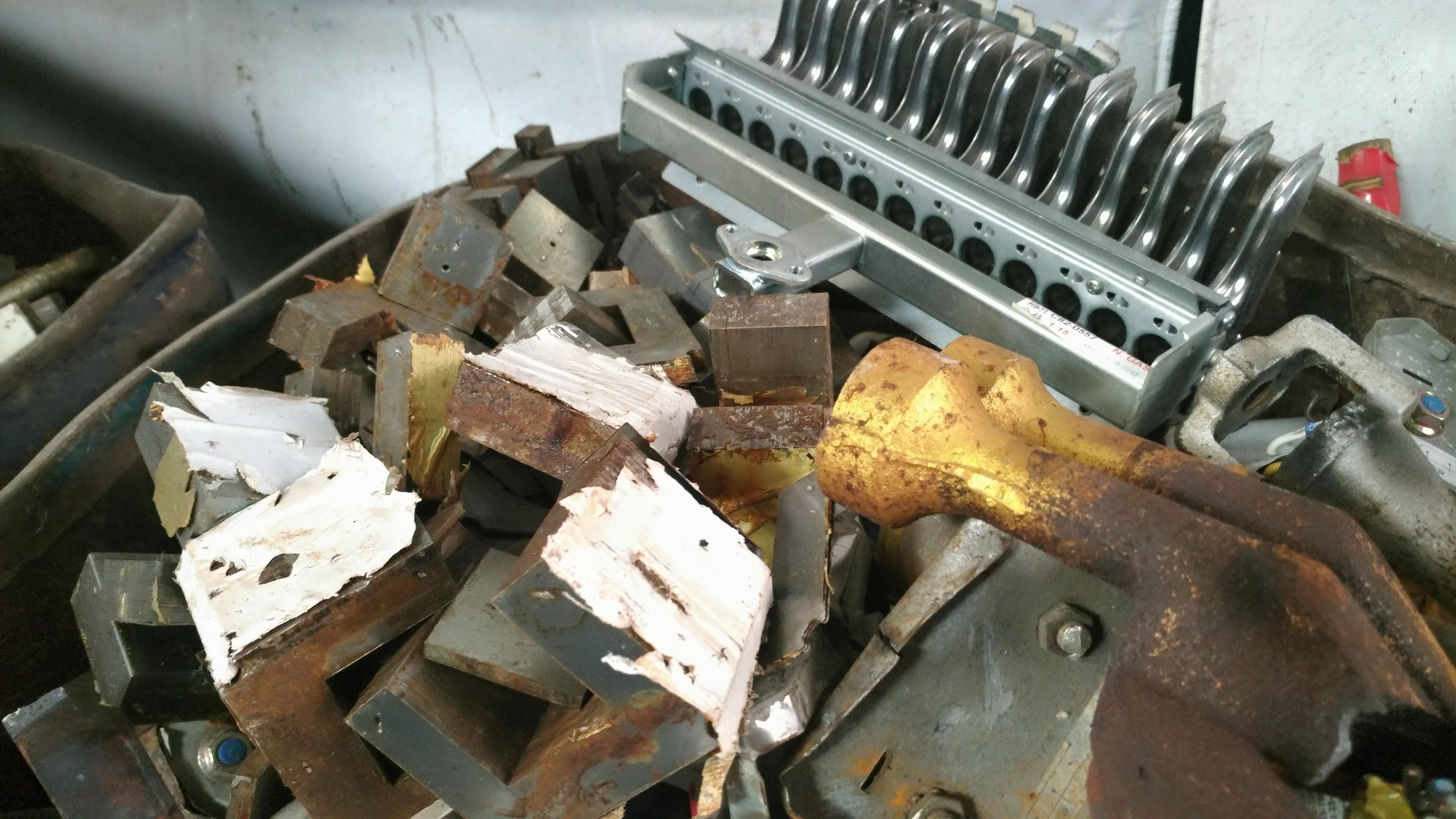 廢鐵回收-酬勤回收場