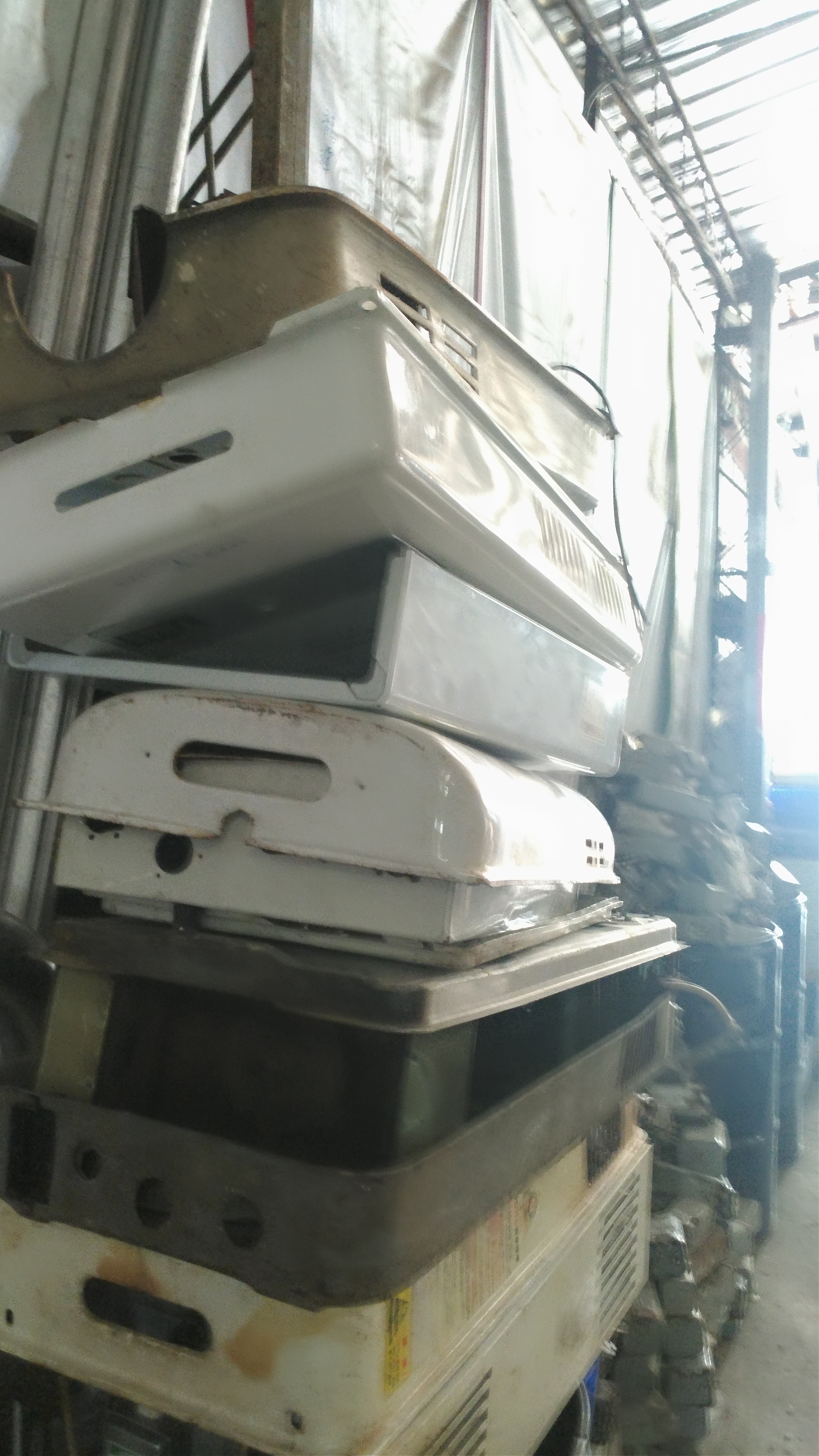 廢熱水器回收-酬勤回收場