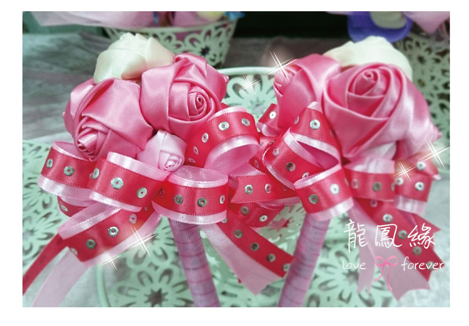 紅粉玫瑰簽名筆