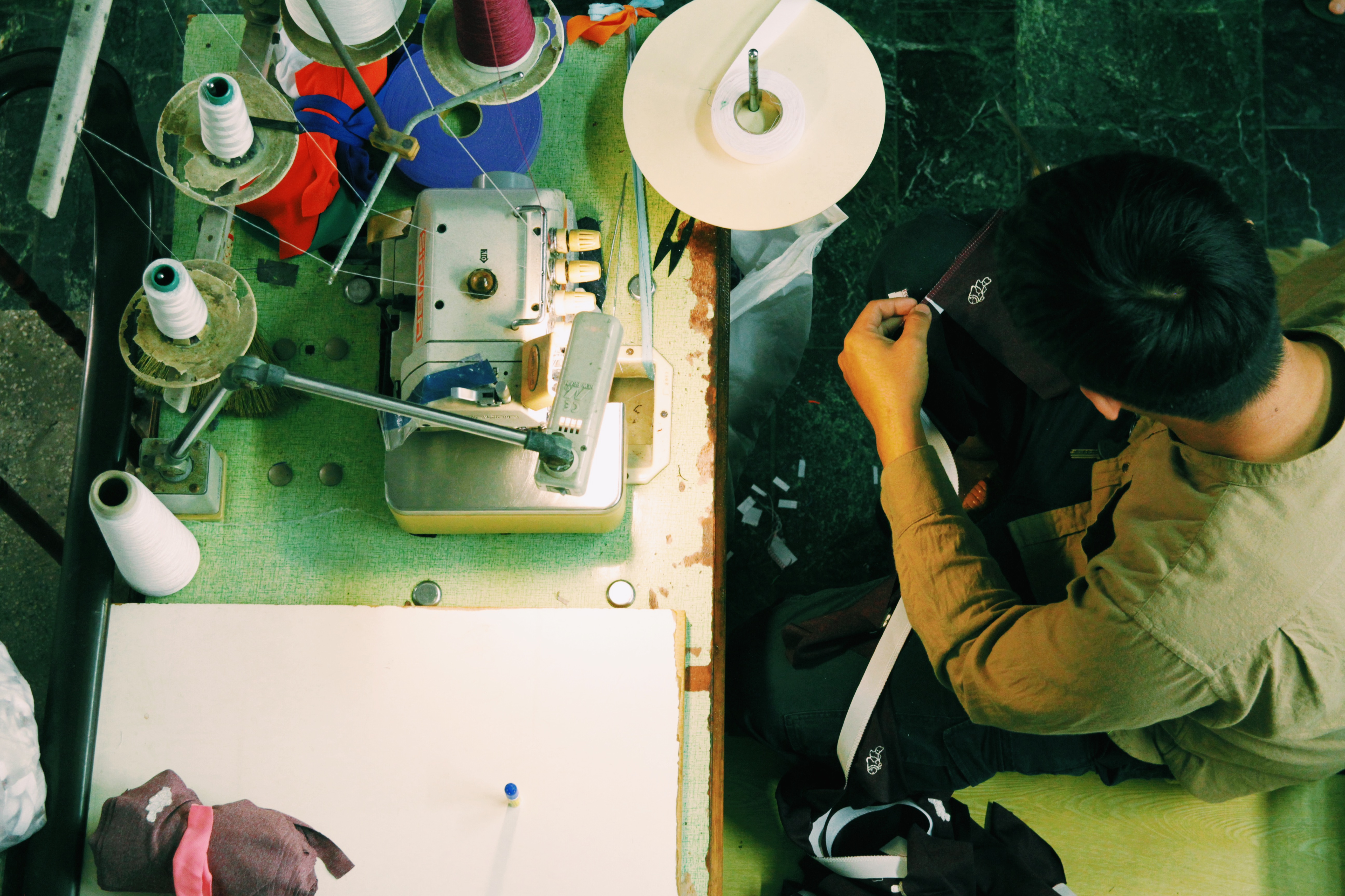 弘新服飾設計企業有限公司