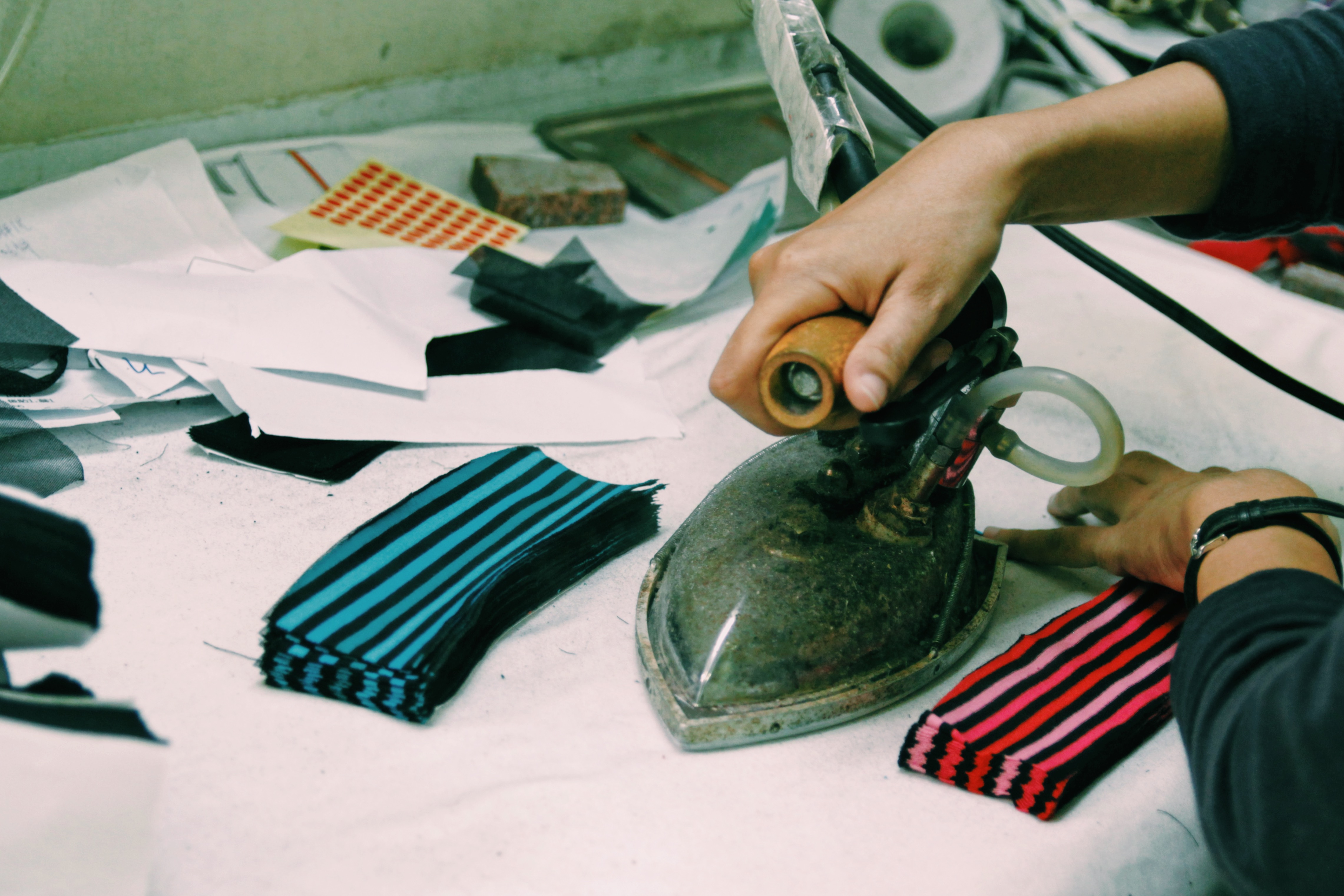 弘新服飾設計企業有限公司