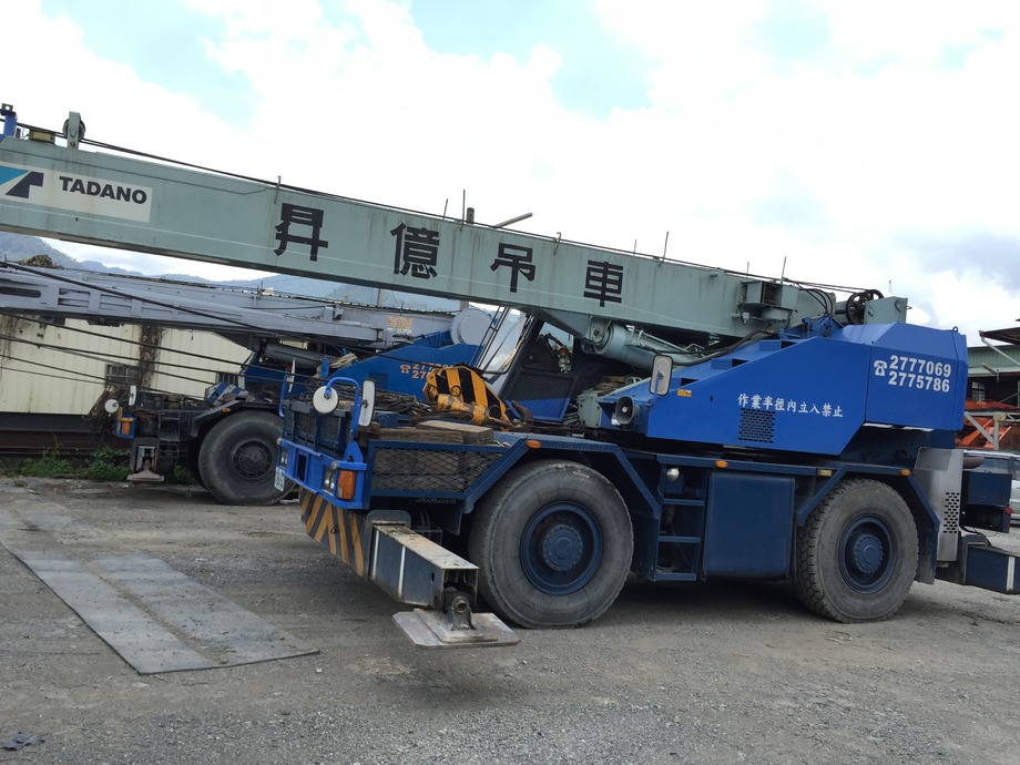 水里昇億吊車起重