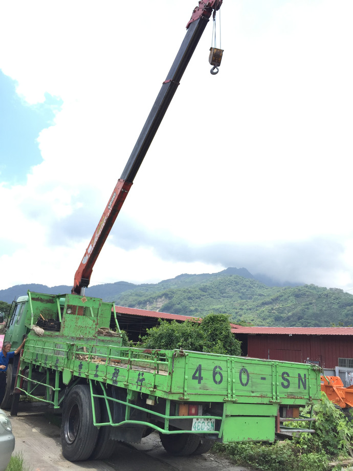 昇億吊車起重-吊卡車服務