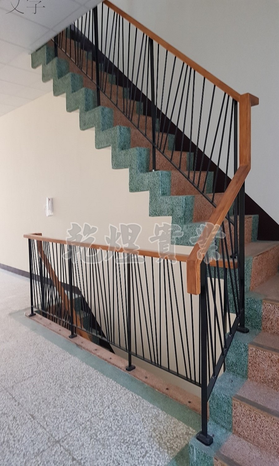 樓梯藝術扶手0111
