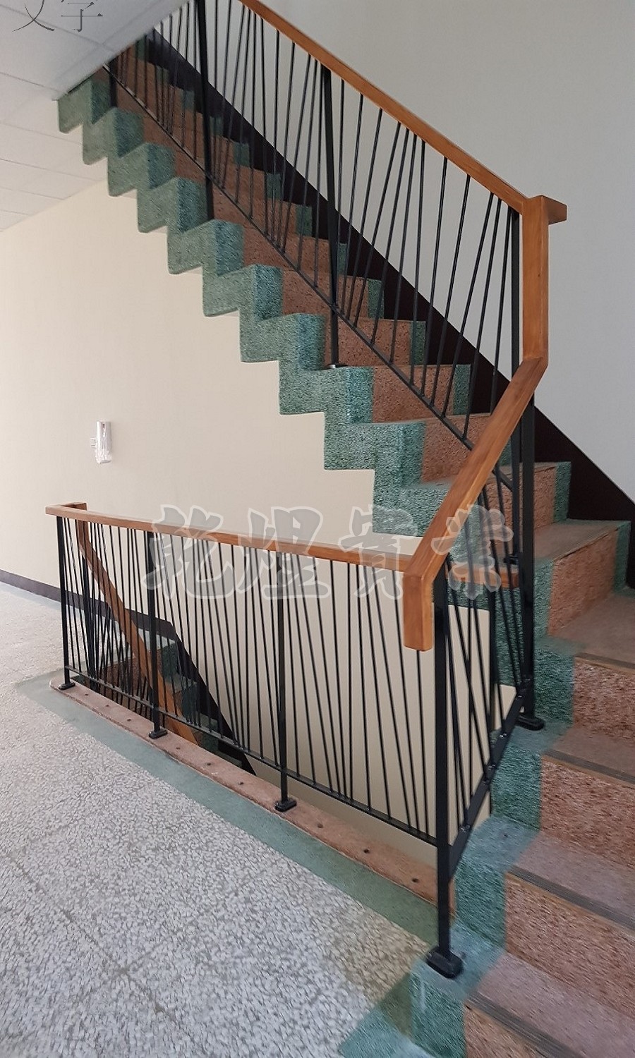 樓梯藝術扶手0109