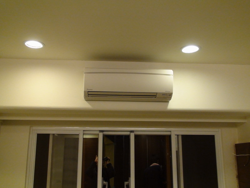 壁掛式冷氣