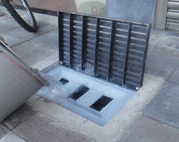 防蚊防臭板良好排水性