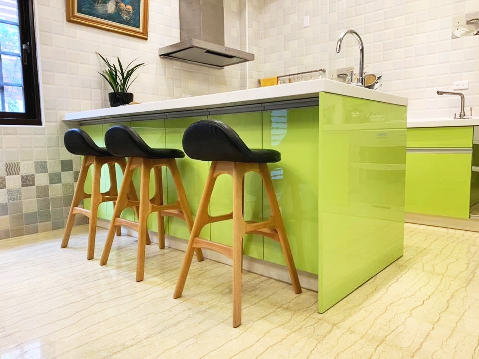 結晶剛烤門板+人造石檯面