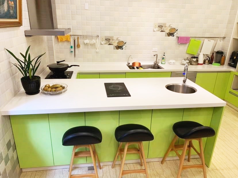 結晶剛烤門板+人造石檯面