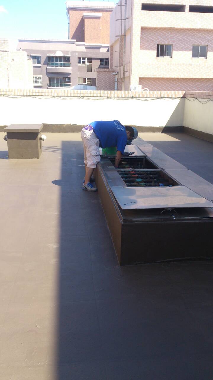 高雄大樓屋頂防水