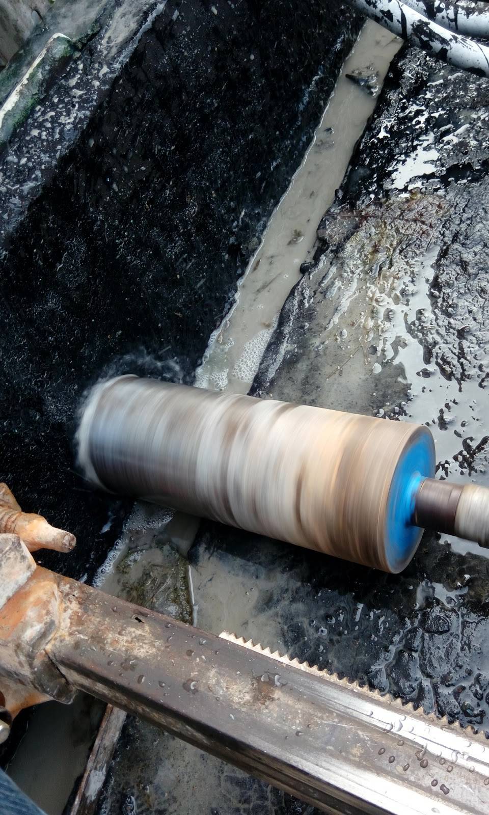 【力行工程行】