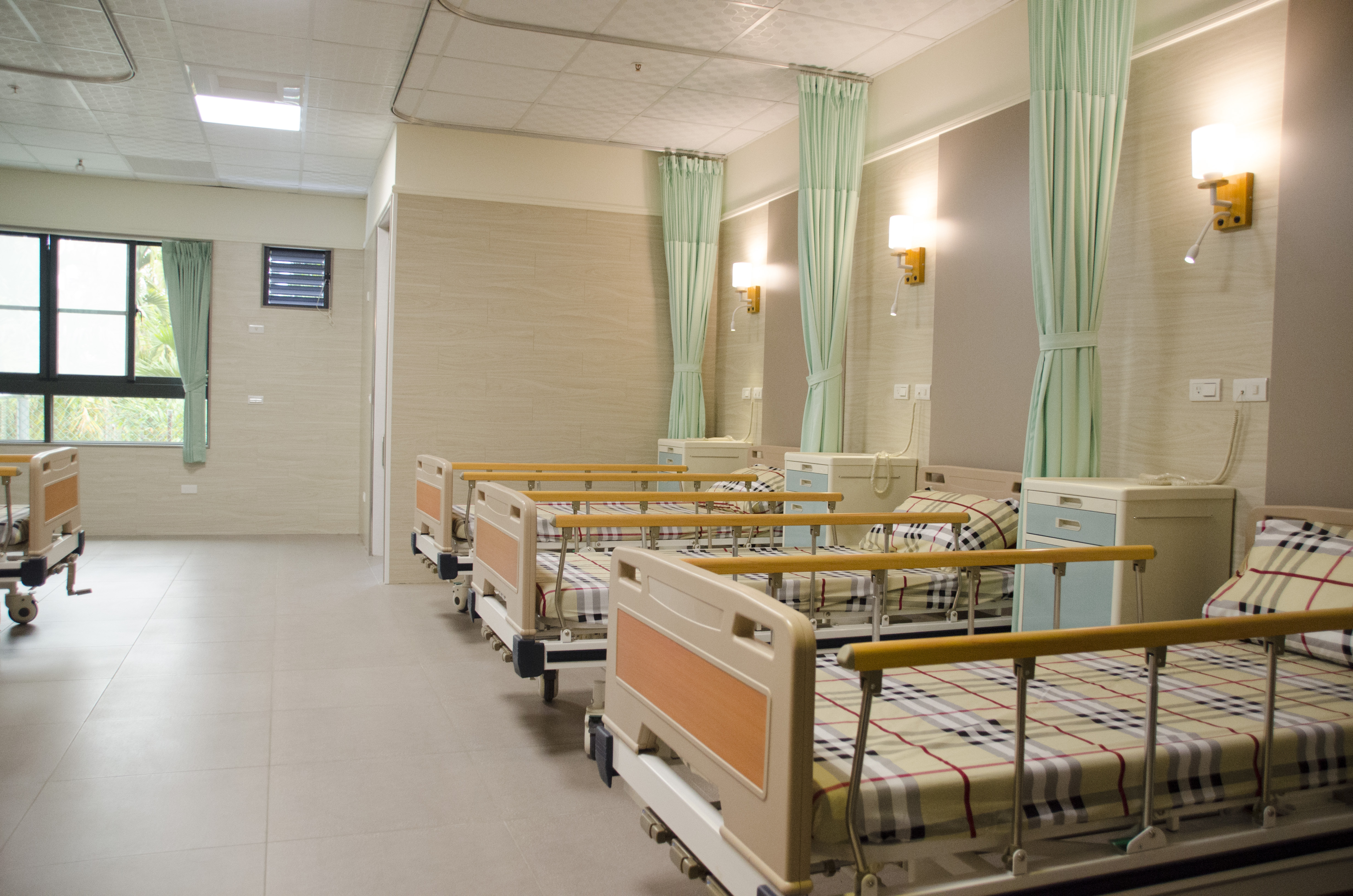 麗緻-經濟六人房