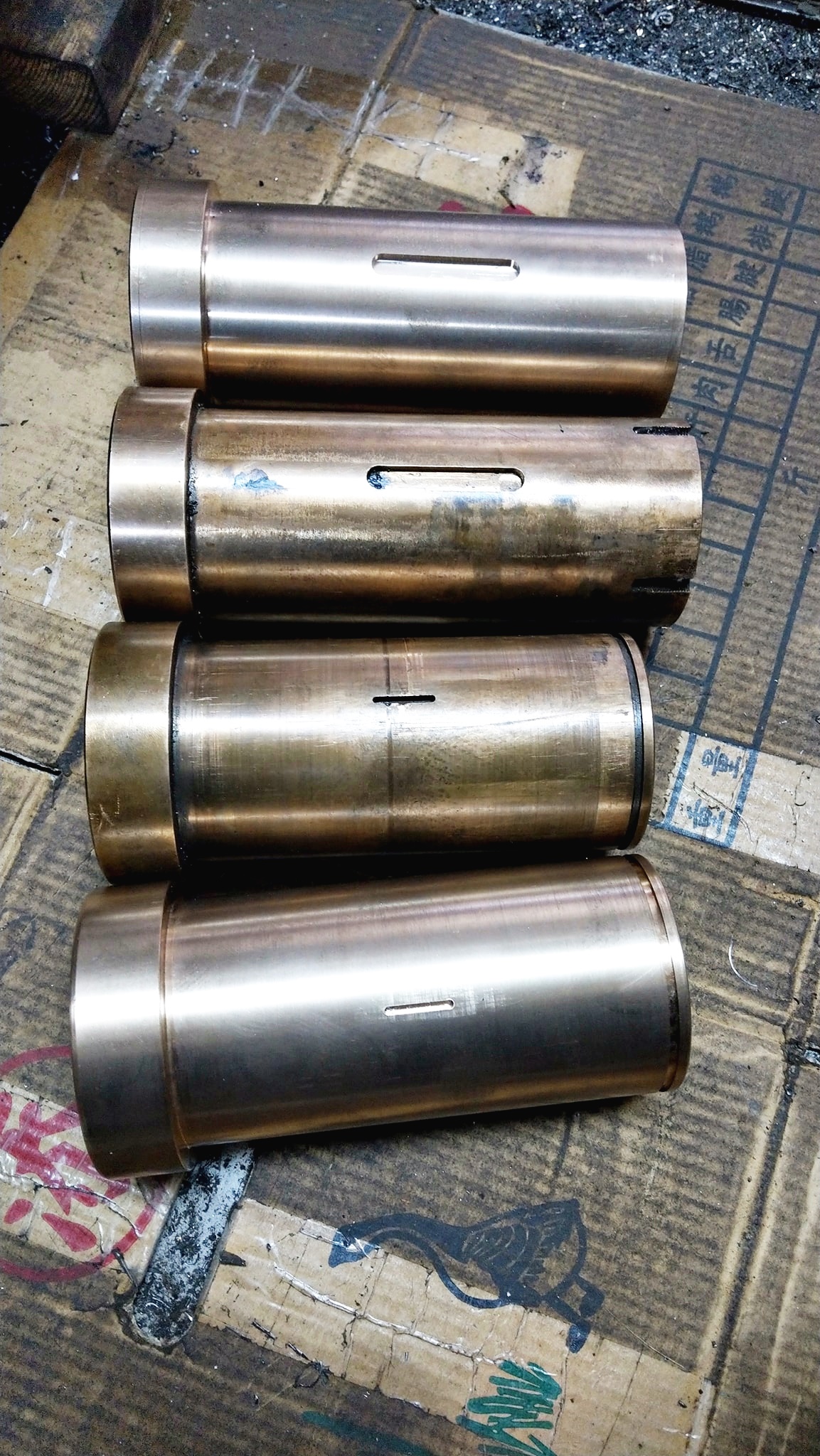 客制螺桿雙螺母