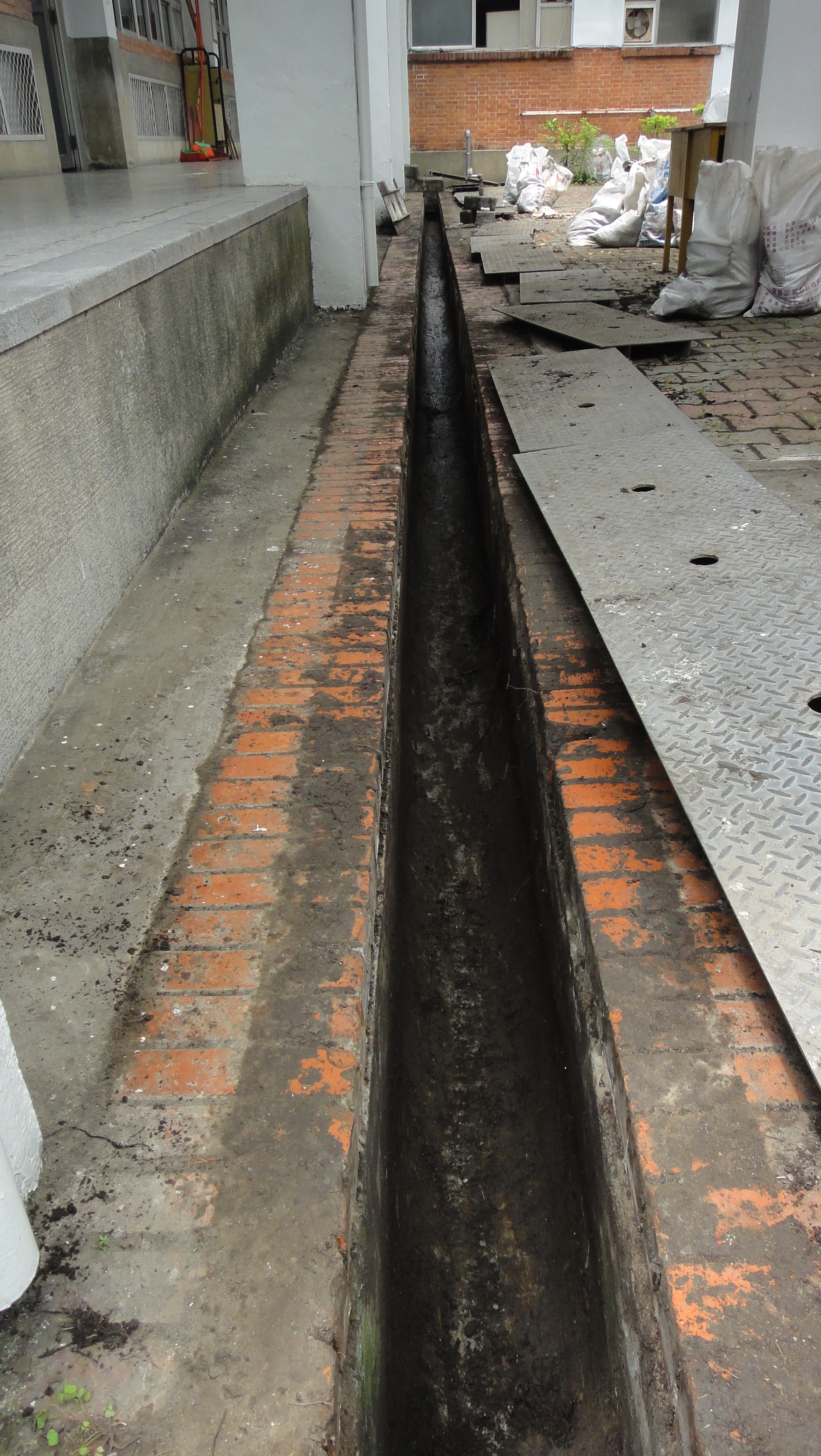 水溝施工後照片