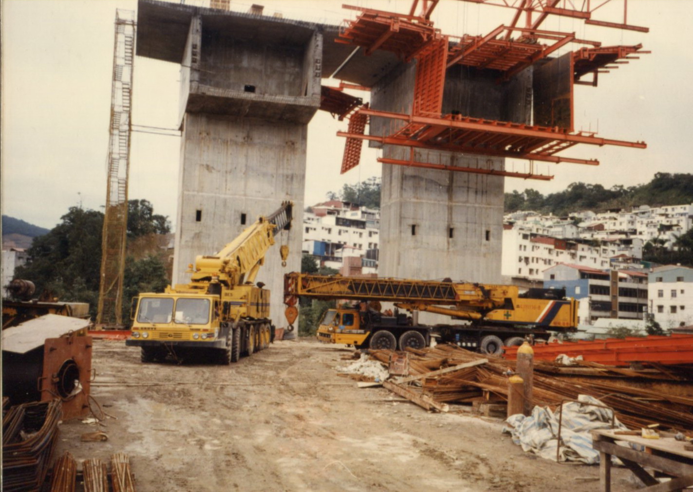 泰成起重工程(吊車出租)