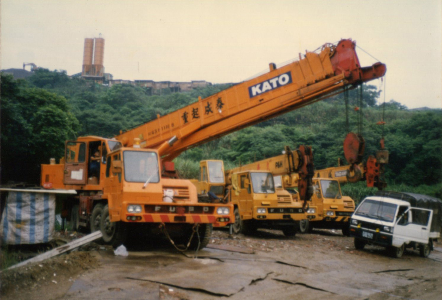 泰成起重工程(吊車出租)