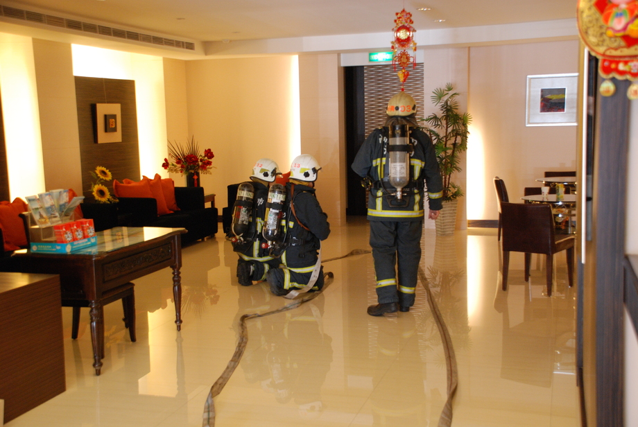 配合市府消防局實施飯店類演訓