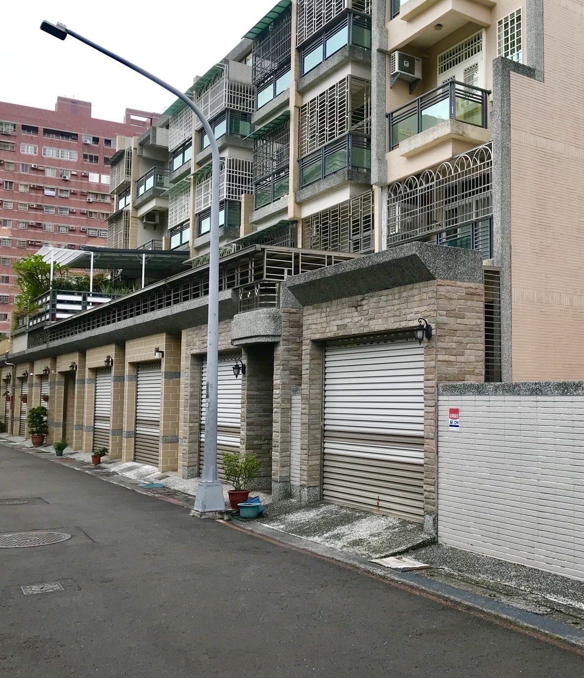 各廠牌鐵捲門馬達維修