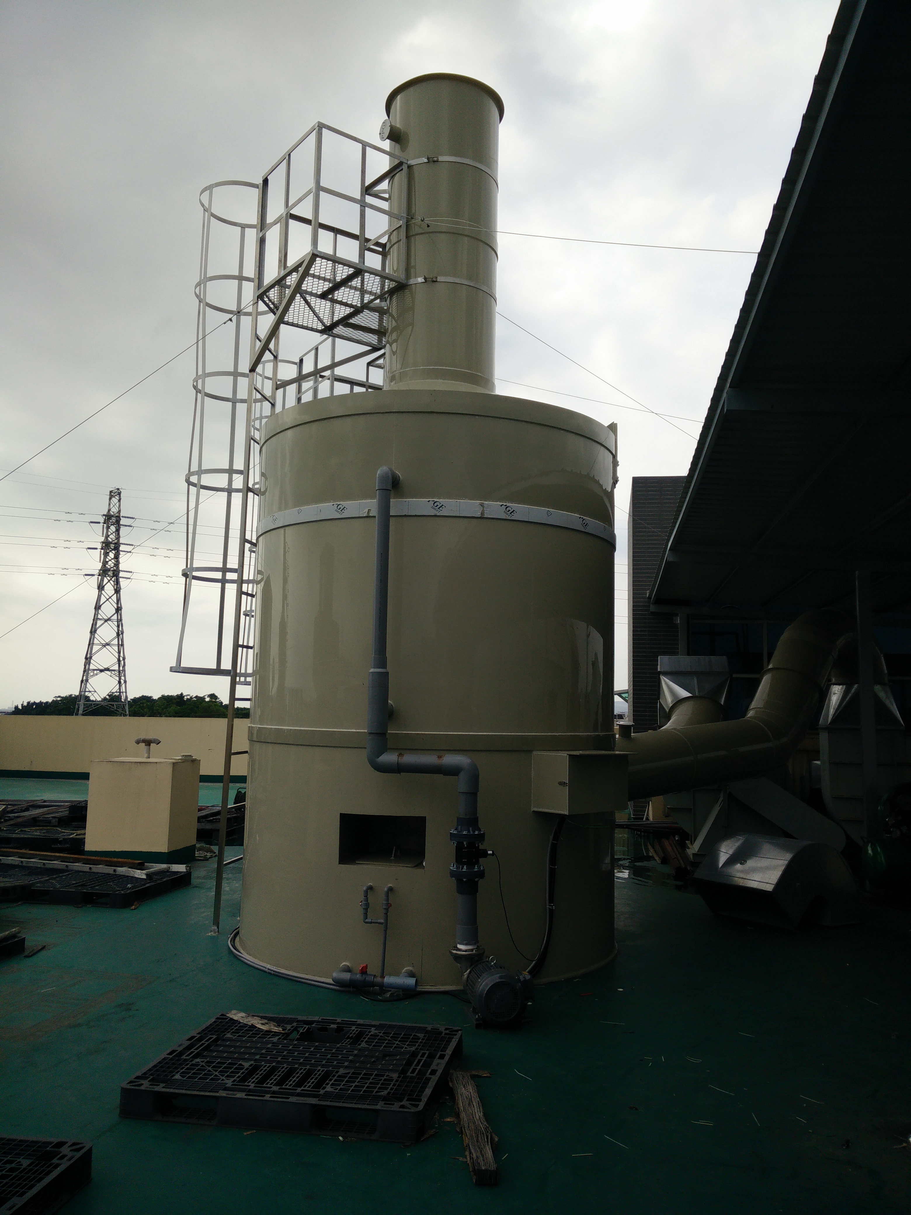 PP正壓洗滌塔加檢測平台