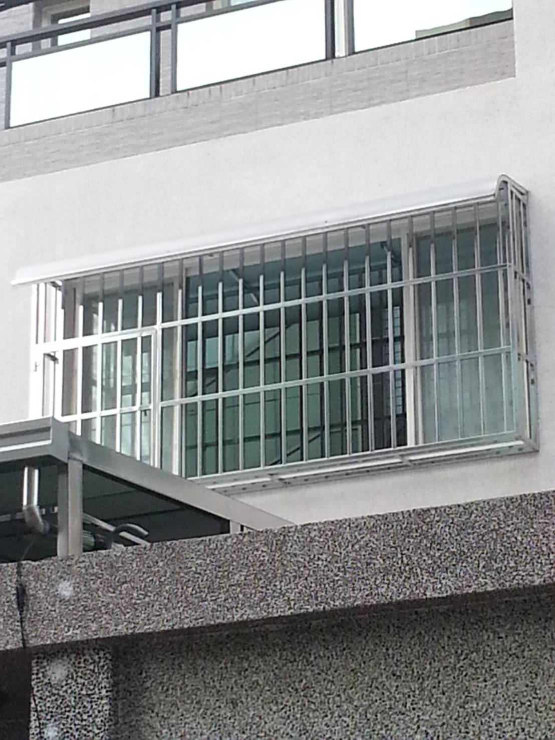 不銹鋼鐵窗