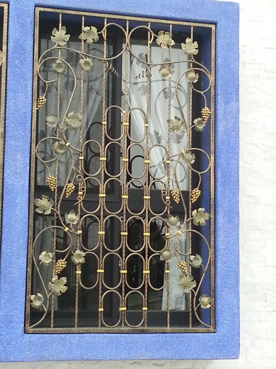 鍛造窗框