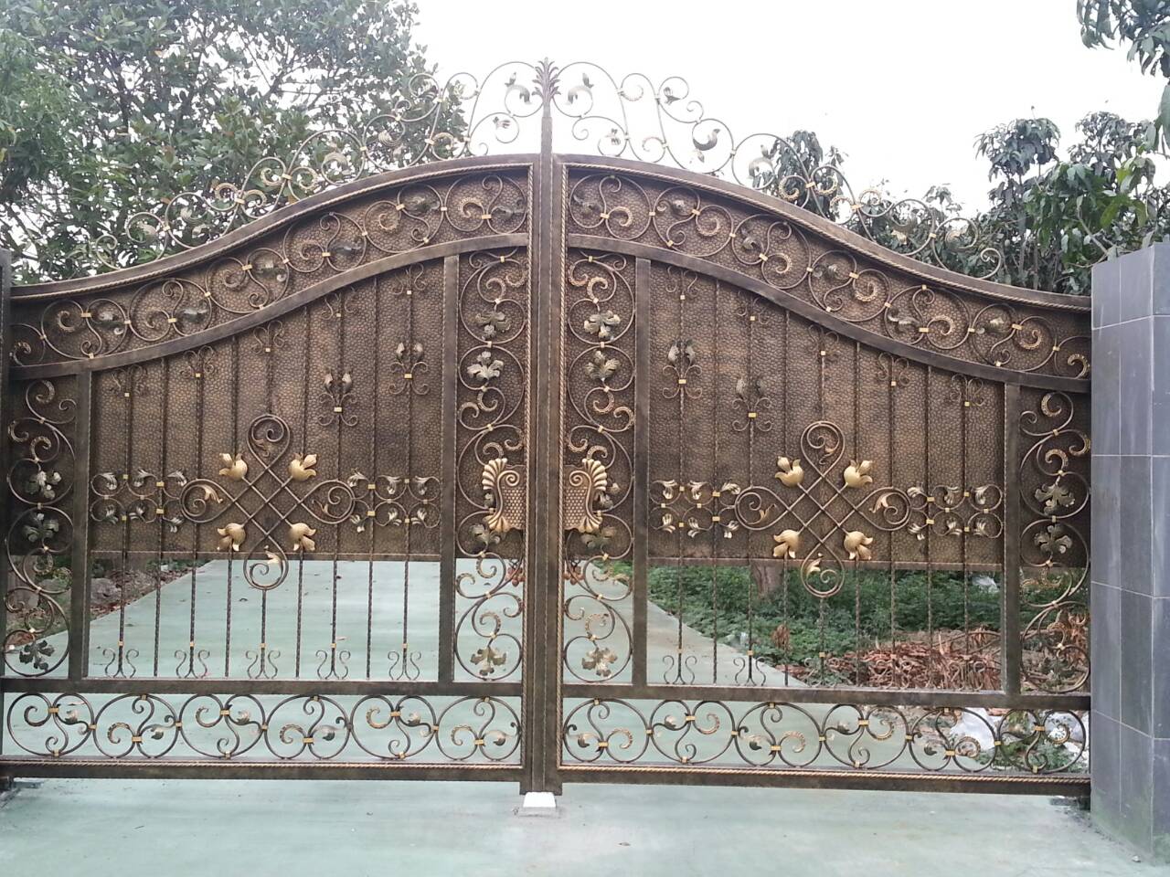 庭院大門鍛造鐵門