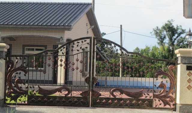 鍛造加工,鍛造大門