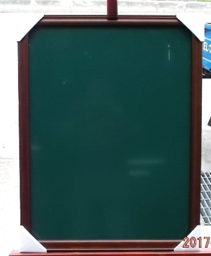 柚木框磁性琺瑯黑板