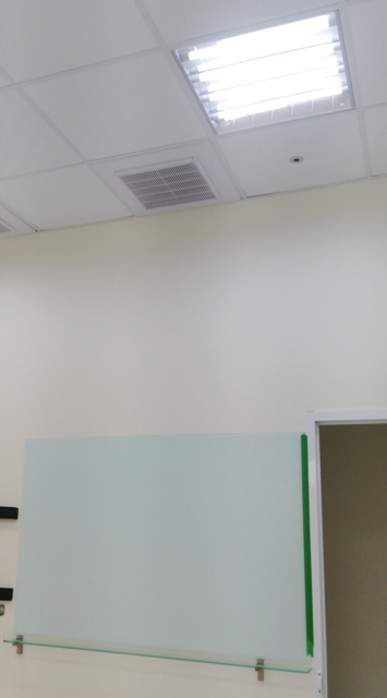 防眩光-磁性烤漆玻璃白板