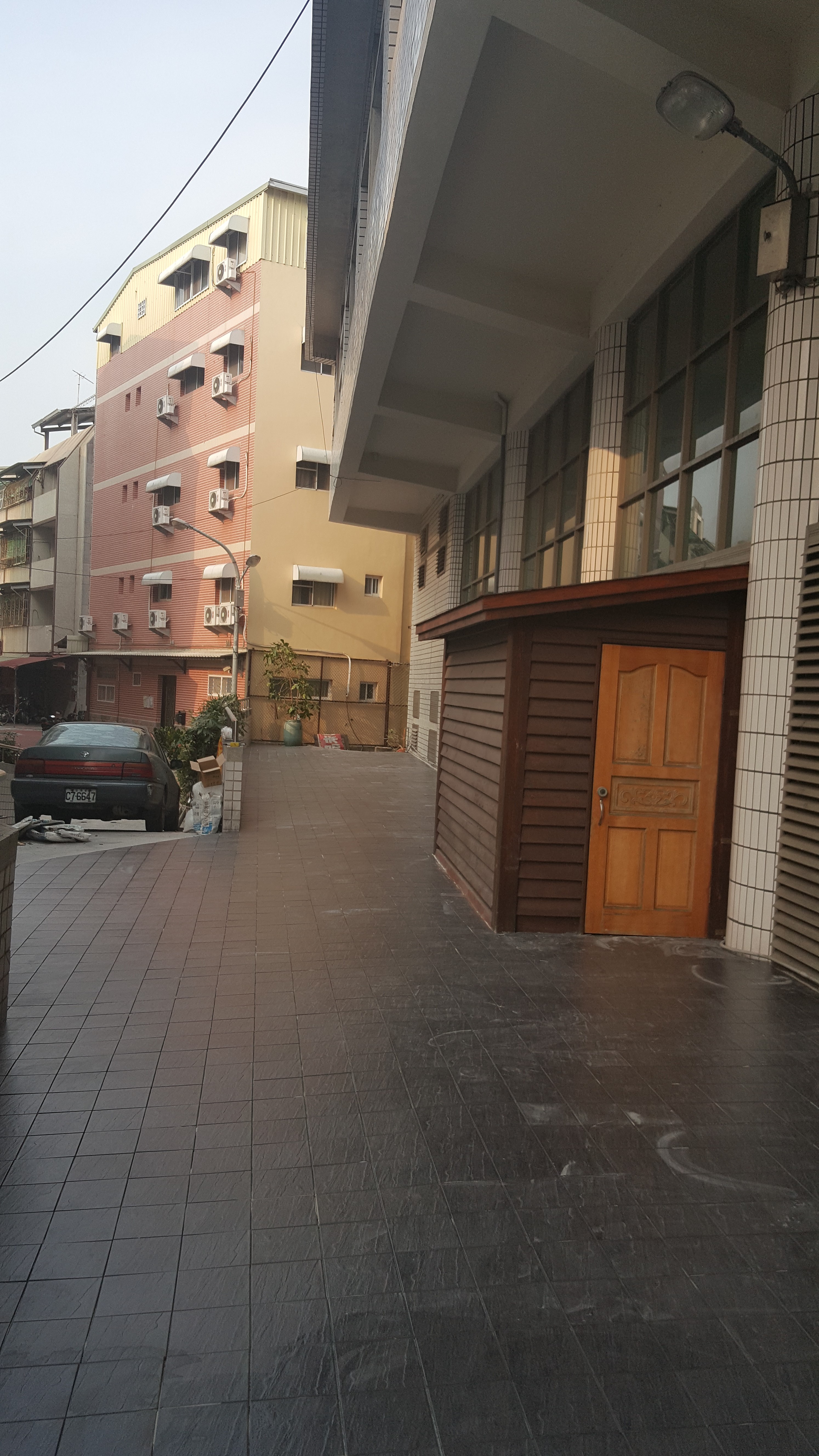 大成國中游泳池地磚施作