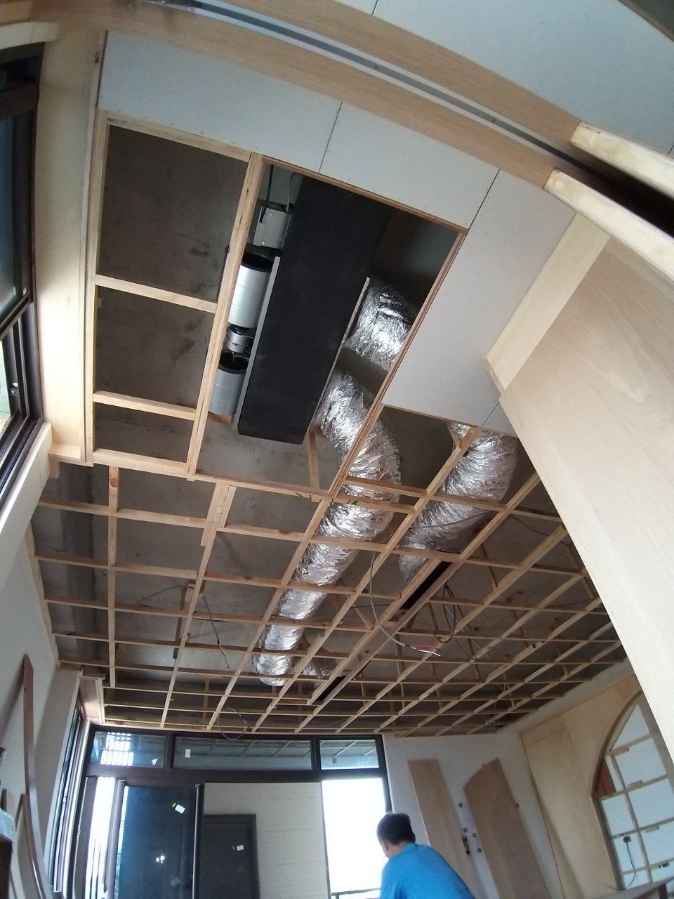 配合裝潢-吊隱式冷氣❆華雄冷凍空調有限公司❆