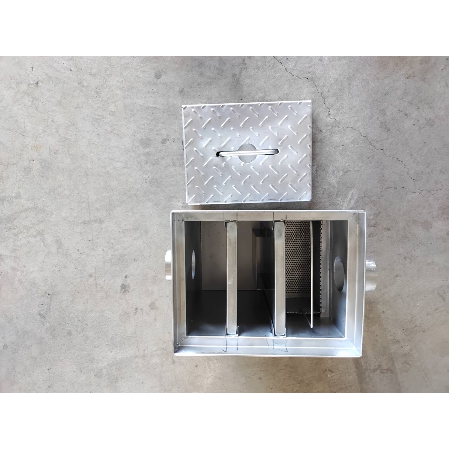 可訂作式截油槽