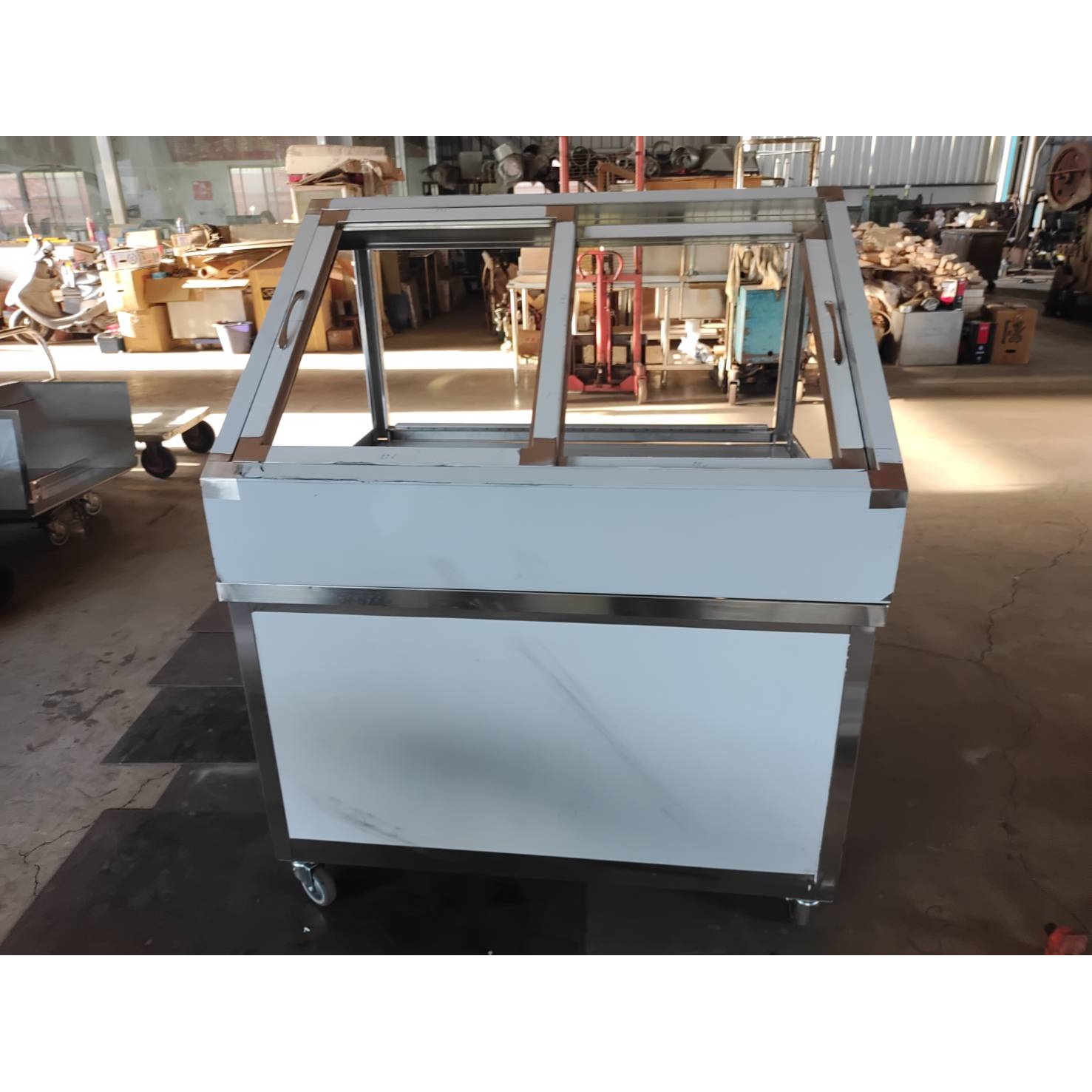 販賣展示客自取台