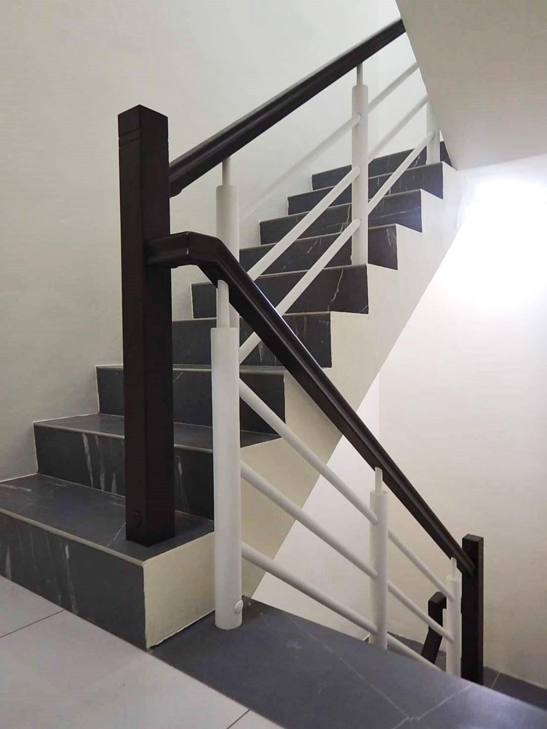 允昌樓梯扶手設計